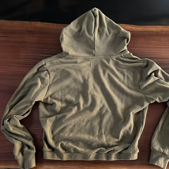 Zyia Calmness Pocket Hoodie - Picture 2 of 8